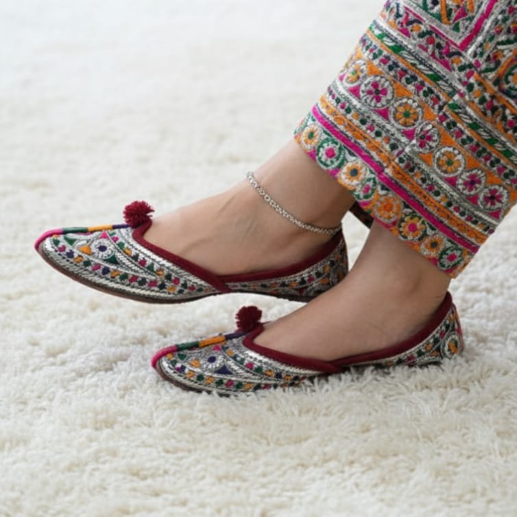 4.p. “Experience the epitome of elegance with our *Rajasthani Nagra Khussa,*