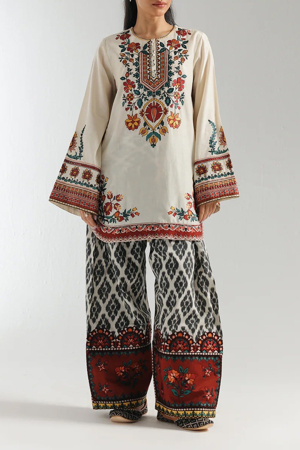 New Arrival Stitched 2 piece printed shirt and printed trouser*✨