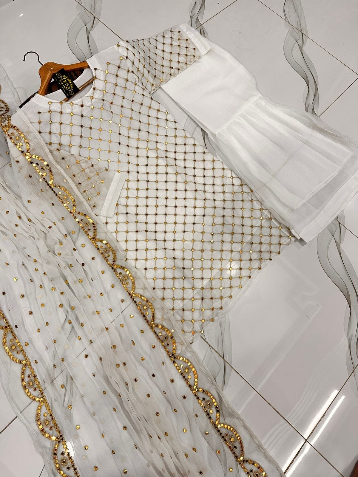 `WEDDING ARRIVAL`* 😍 *FS ROYAL BRAND*